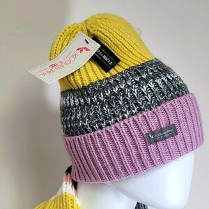 Koolabura by UGG multi color knit hat